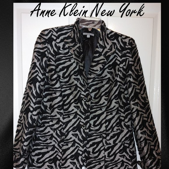 Jacket - Picture 1 of 3